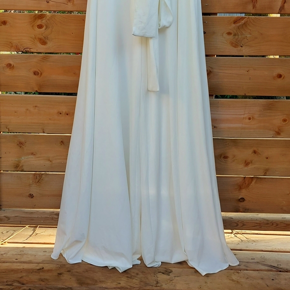 Halston white Ariel halter jumpsuit, US12, NWT - Picture 3 of 7